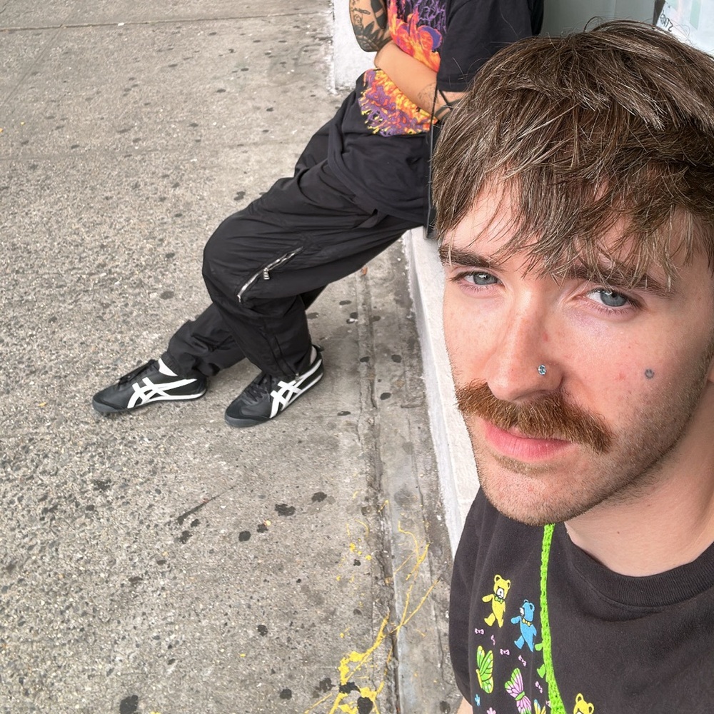 ✨🌈 meet your seller 🌈✨